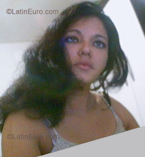 Date this pretty Brazil girl Jack181 from Vitoria BR2748
