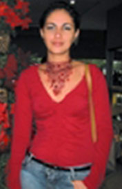 Date this hard body Brazil girl Sweet.candy29 from Goiania BR2766