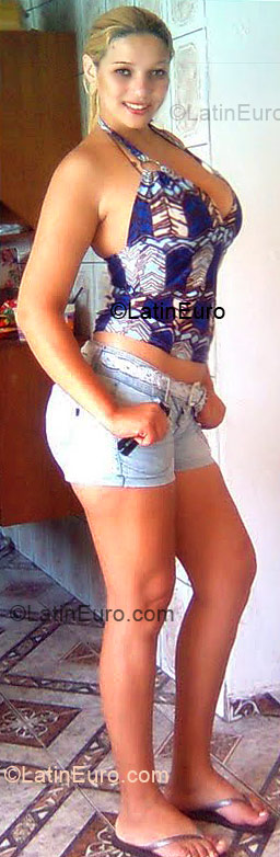 Date this tall Brazil girl Simony from Praia Grande BR5126