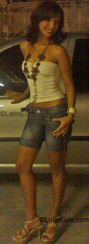 Date this happy Brazil girl Talita from Olinda BR5141