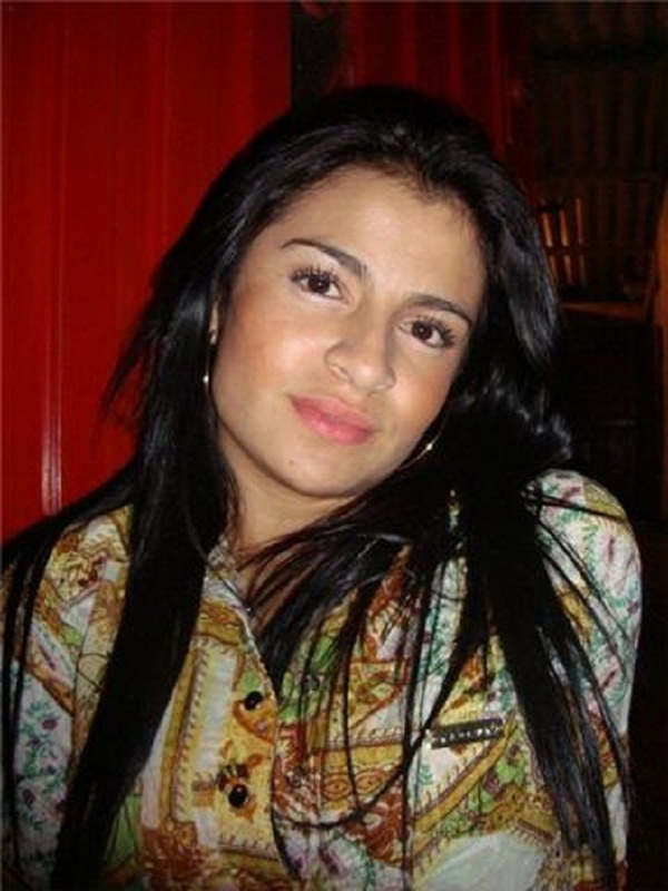 Date this passionate Colombia girl Laura from Medellin CO3848
