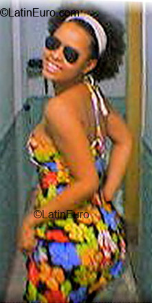 Date this athletic Brazil girl Feranda from Rio de Janeiro BR4880