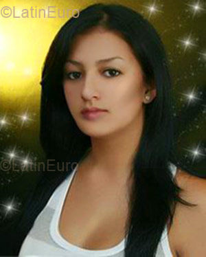 Date this pretty Colombia girl Claudia from Medellin CO4076