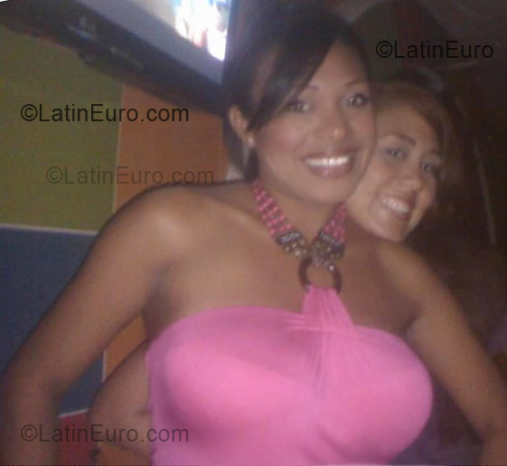 Date this hot Colombia girl Grace from Barranquilla CO4096