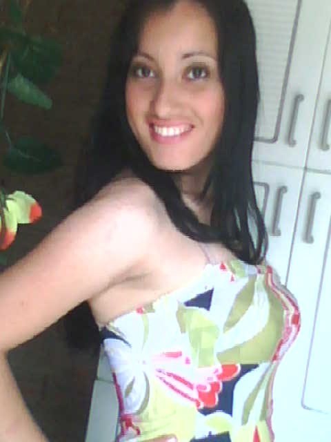 Date this foxy Brazil girl Cynthia from Campinas BR2993