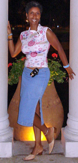 Date this voluptuous Peru girl VERONICA from Lima PE268