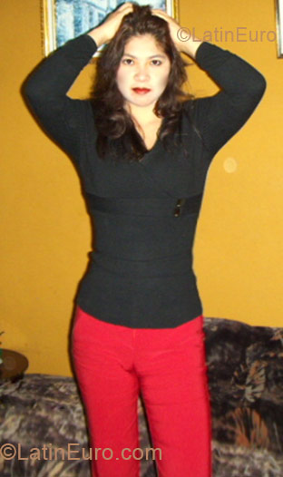 Date this georgeous Peru girl Annia from Lima PE270