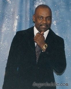 Date this athletic United States man Famous K from Los Angeles US6062