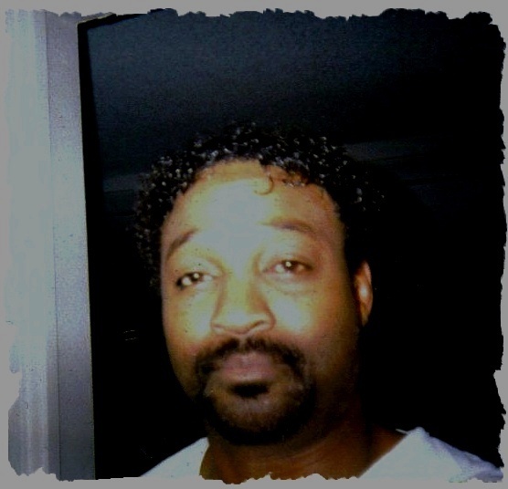 Date this young United States man DARYL from San Antonio US6082