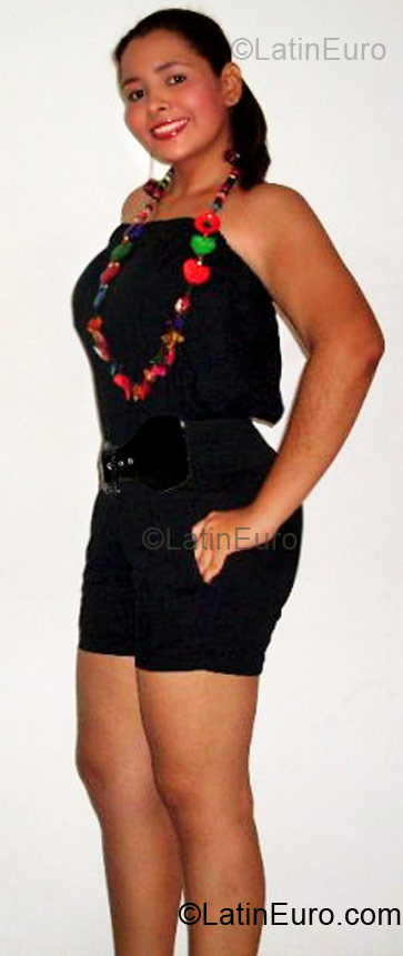 Date this fun Colombia girl Katerine from Neiva CO4302
