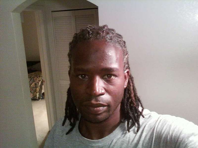 Date this happy United States man Omar from Sacramento US6158