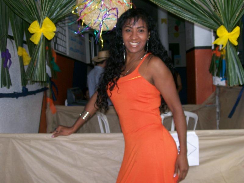 Date this voluptuous Brazil girl Vilma from Fortaleza BR3922