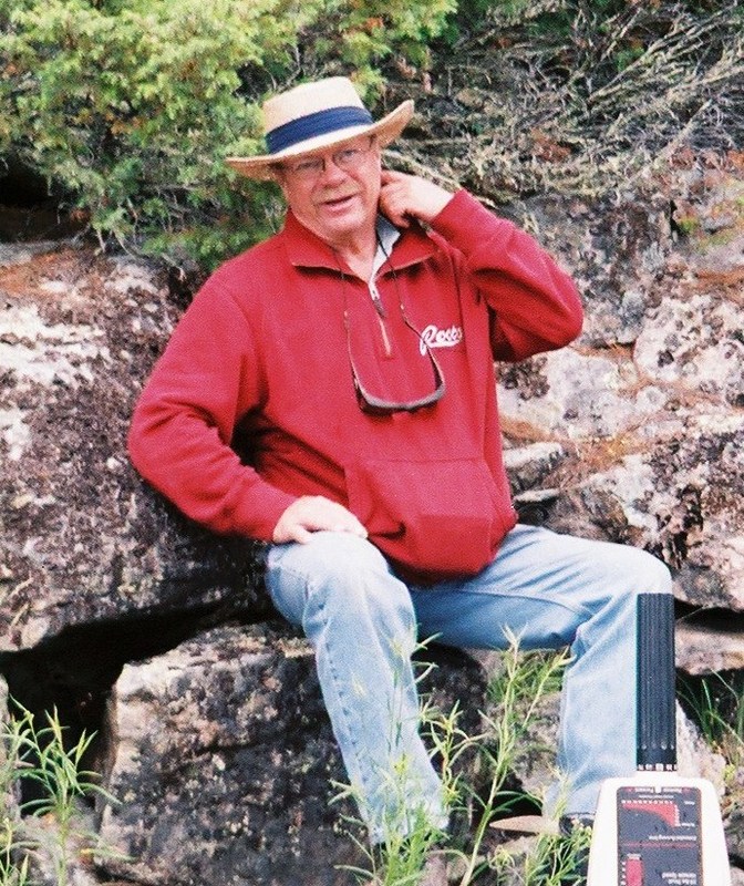 Date this funny Canada man Harold from Fort Frances KY8