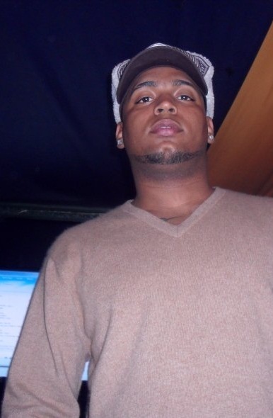 Date this pretty United States man El_palomo from Bronx US6251