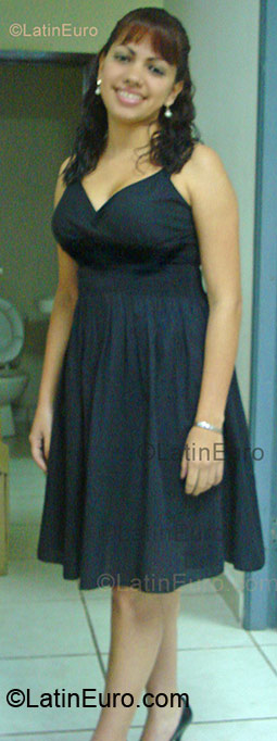 Date this lovely Honduras girl Karen from Tegucigalpa HN191