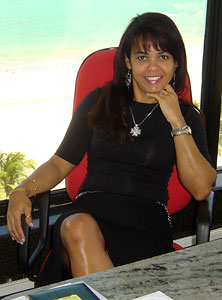 Date this sultry Brazil girl Ana Christina from Maceio BR3220