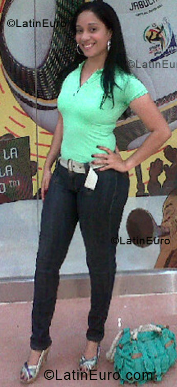 Date this pretty Dominican Republic girl Mariam26 from Santiago DO5943