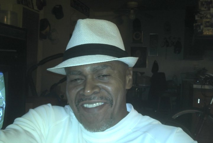 Date this athletic United States man Bruchon from San Diego US6480