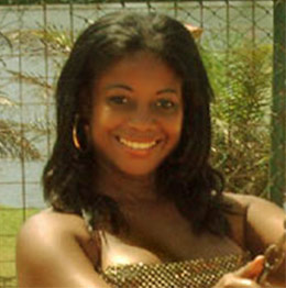 Date this attractive Brazil girl Roqueline from Salvador BR6177