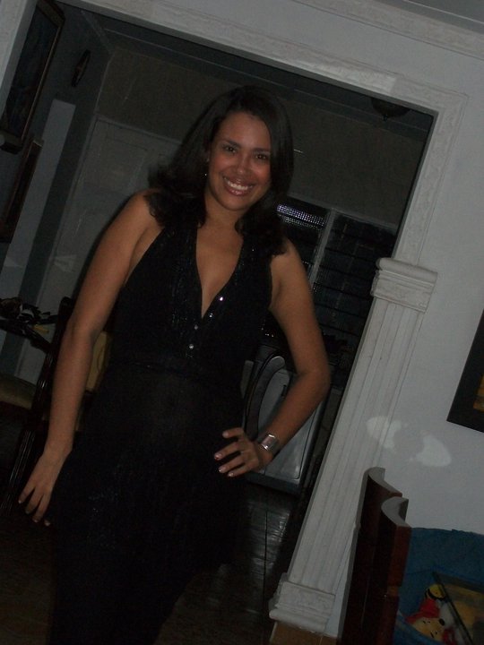 Date this lovely Comoros girl Magnolia. from Barranquilla KM2