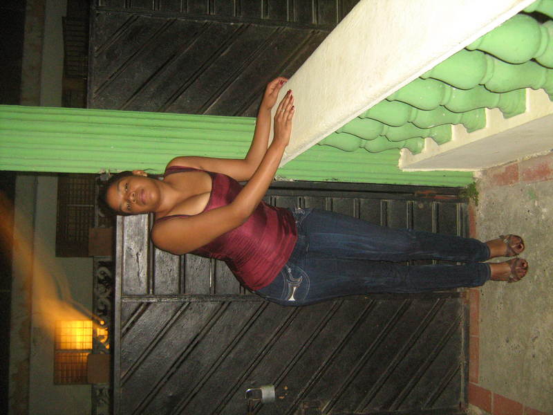 Date this nice looking Dominican Republic girl Mariela from Santo Domingo DO4656