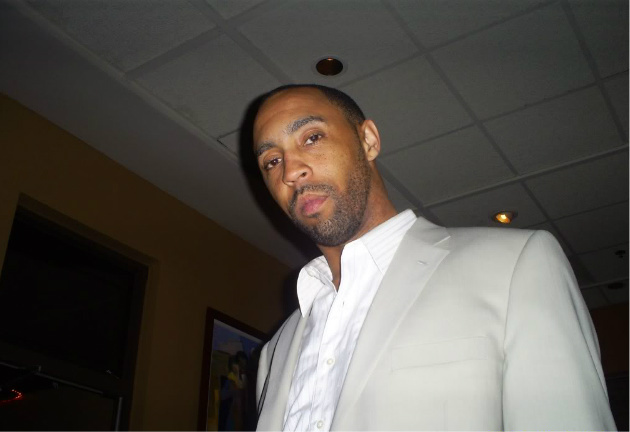 Date this voluptuous United States man James from St Louis US6571