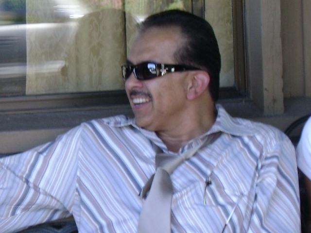 Date this foxy United States man CARLOS from Stockton US6670
