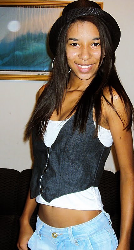 Date this young Brazil girl This from Rio De Janeiro BR3337