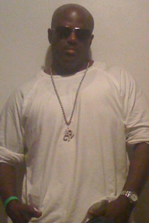 Date this georgeous United States man KENT from Washington US6682