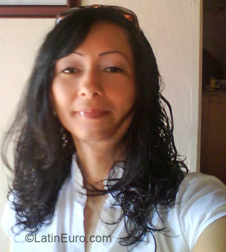 Date this funny Colombia girl Maria from Medellin CO4613