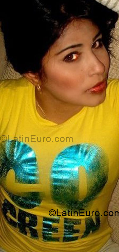 Date this lovely Colombia girl Xiomara from Barranquilla CO4657
