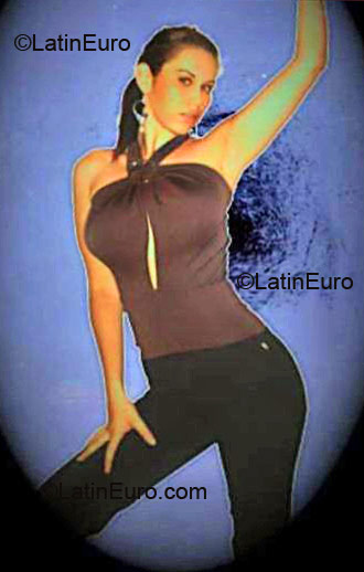 Date this stunning Colombia girl Cindy from Medellin CO4707
