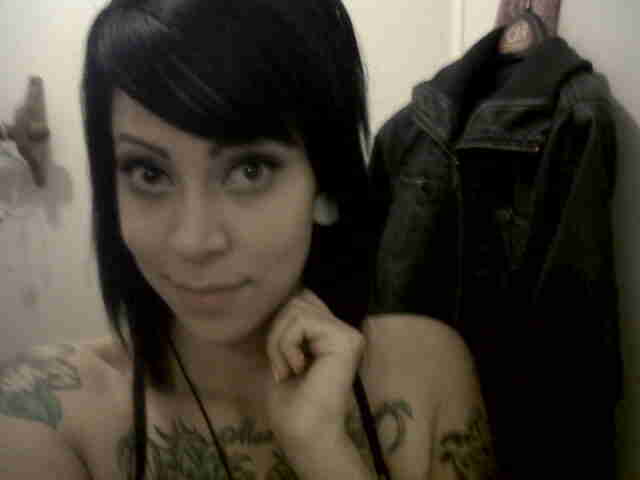 Date this good-looking United States girl Limny from San Diego US6897