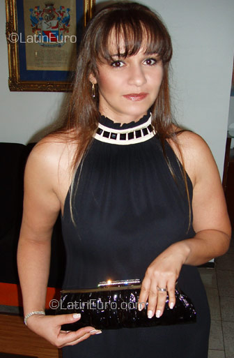 Date this cute Brazil girl Rosana from Sorocaba BR7654