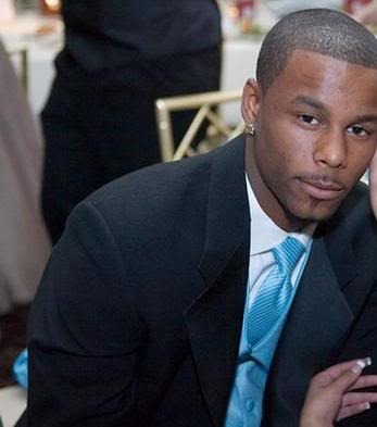 Date this young United States man Lyricsisking from Ossining US7009