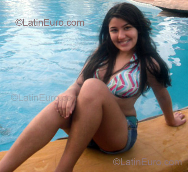 Date this cute Brazil girl Isabela from Belem BR3418