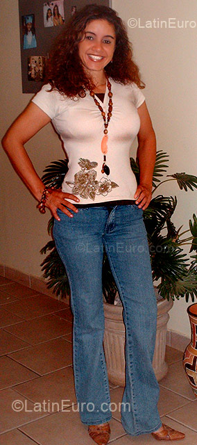 Date this cute Brazil girl Claudia from Campo Grande BR3456