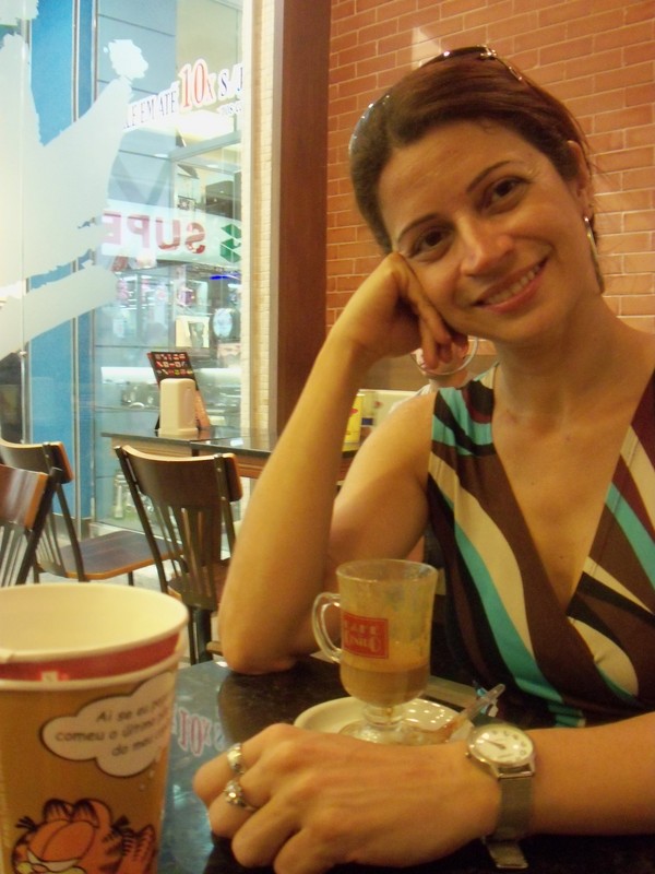 Date this good-looking Brazil girl Champloni from Rio De Janeiro BR3468