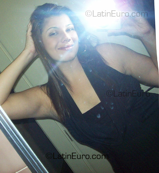 Date this pretty Brazil girl Karla from Campinas BR3512
