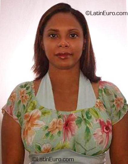 Date this charming Brazil girl Keyla Christina from Sao Paulo BR3534