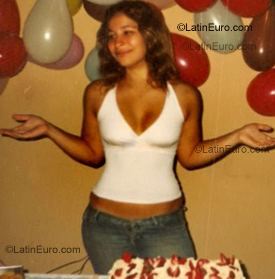 Date this fun Brazil girl Talita from Sao Jose Do Rio Preto BR3551