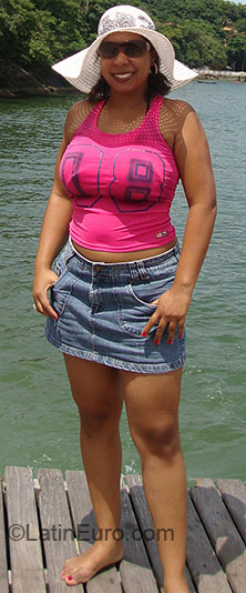 Date this hard body Brazil girl Andreza from Sao Paulo BR3552