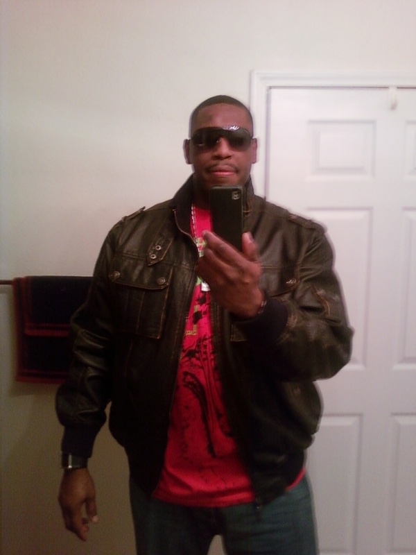 Date this sultry United States man Coolguy9702 from atlanta US7337
