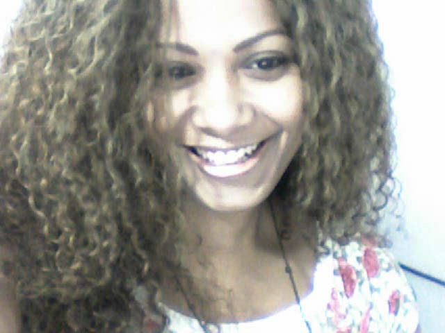 Date this pretty Brazil girl Simone from Rio de janeiro BR3587