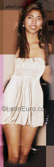 Date this cute Peru girl Estefany from Lima PE328