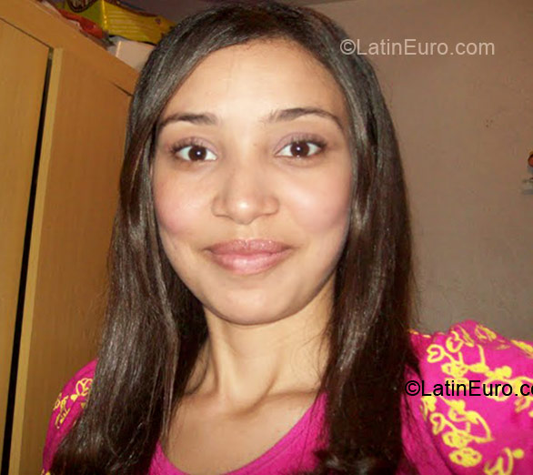 Date this pretty Brazil girl Eli from Sao Paulo BR3601