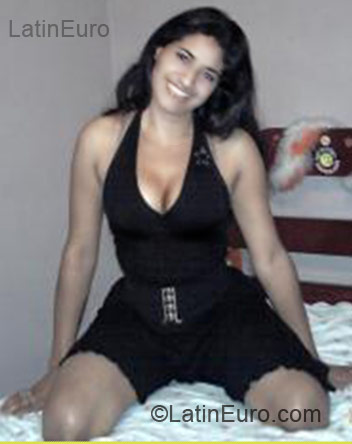 Date this voluptuous Brazil girl Valdineia from Jundiai BR3607