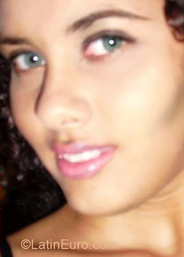 Date this georgeous Brazil girl Karen from Fortaleza BR3611