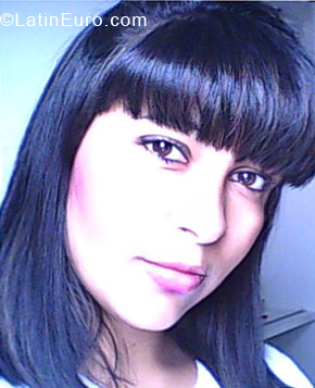 Date this gorgeous Brazil girl Vanessa from Osasco BR3646