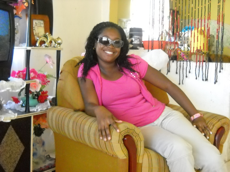 Date this fun Jamaica girl Kemone from Montego Bay JM122